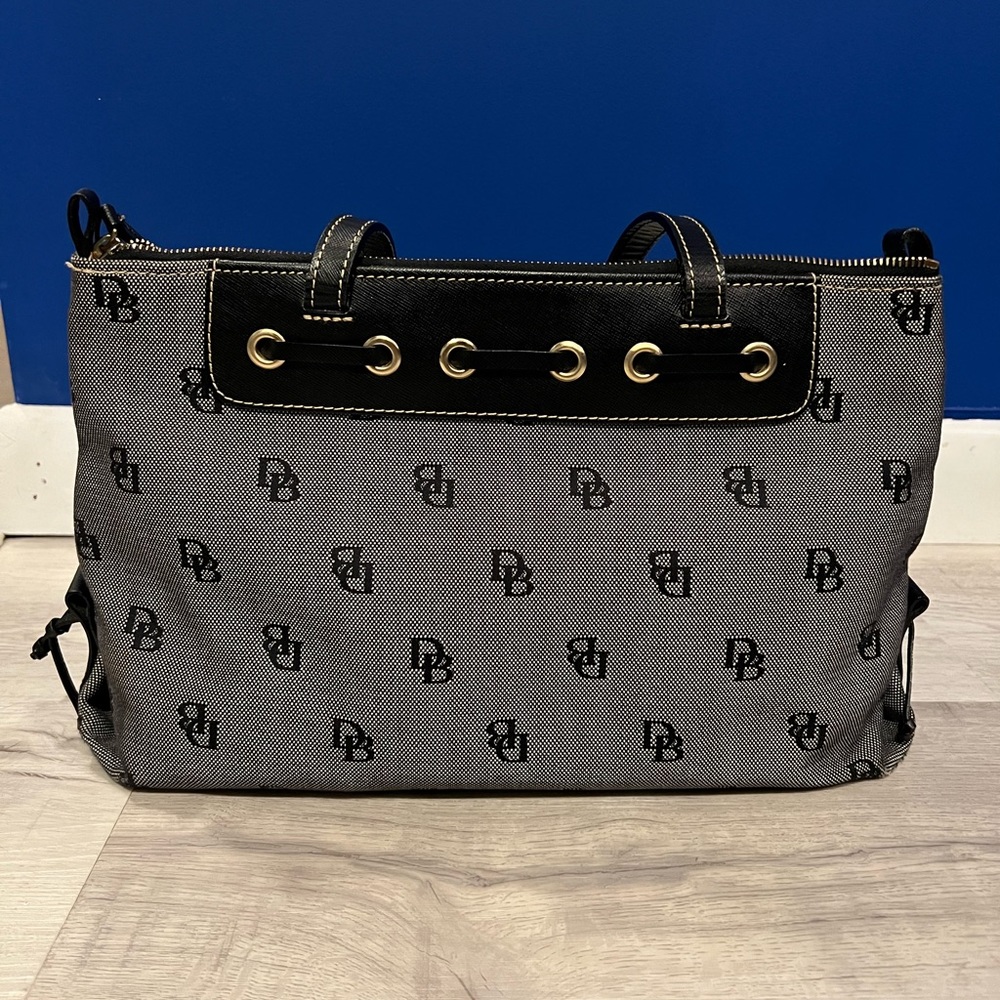 Dooney & Bourke bag - Picture 2 of 4
